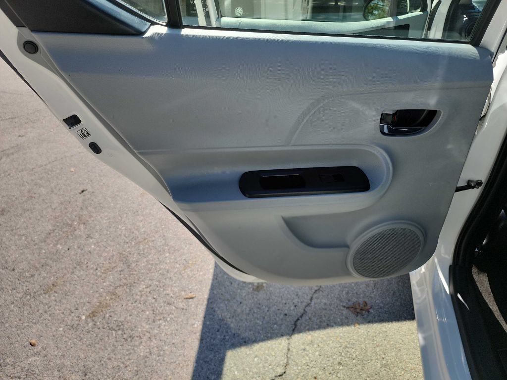 Used 2012 Toyota Prius C Four FWD image 25