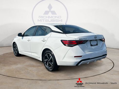 Used 2024 Nissan Sentra SV FWD image 5
