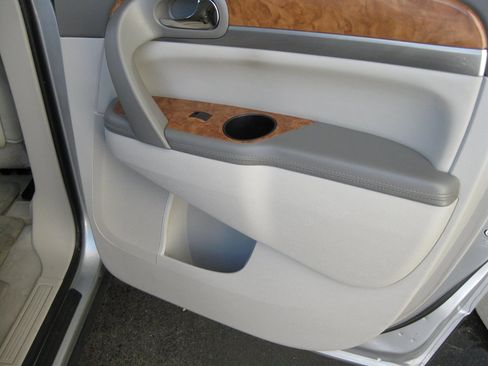 Used 2012 Buick Enclave Premium w/ Trailering Provision Package image 35