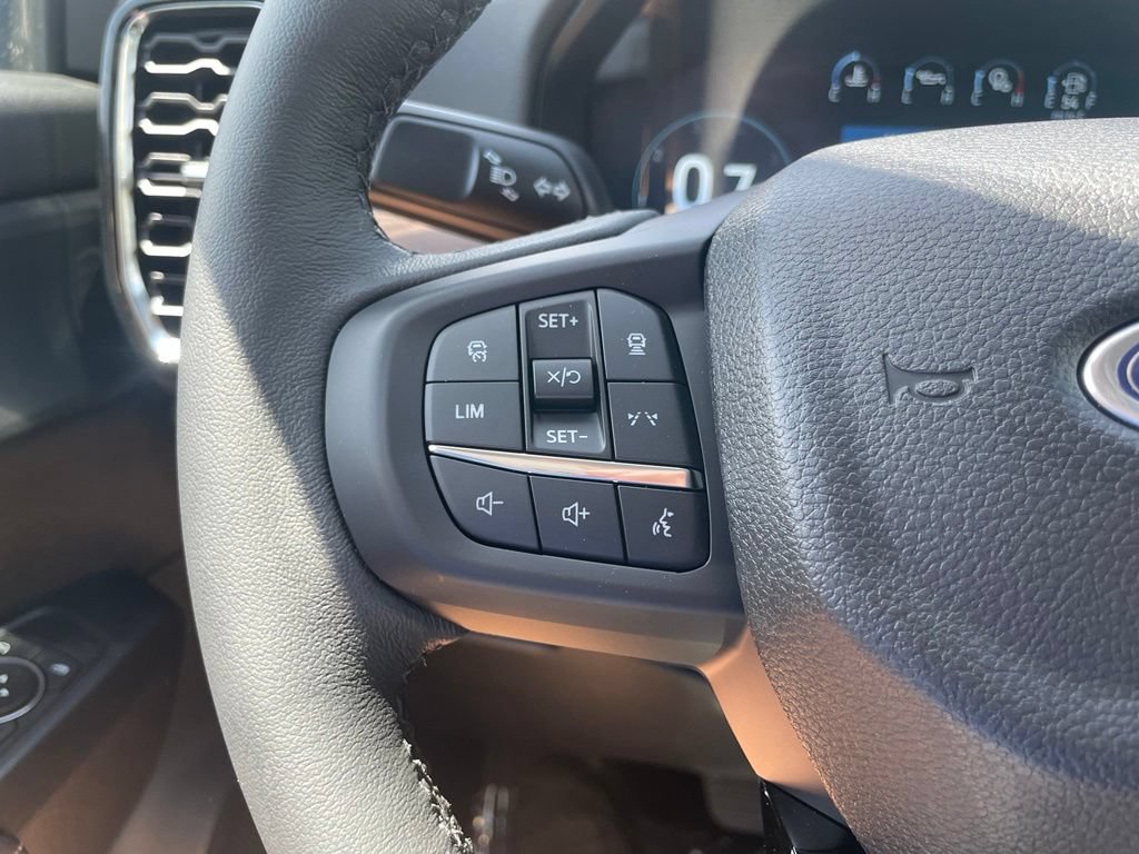 New 2026 Ford Ranger Lariat w/ FX4 Off-Road Package AWD/4WD image 13