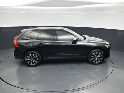 Used 2025 Volvo XC60 B5 Plus AWD/4WD image 41
