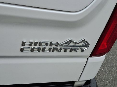 Used 2023 Chevrolet Silverado 1500 High Country image 33