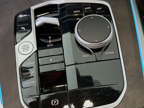 Used 2025 BMW X5 sDrive40i image 21