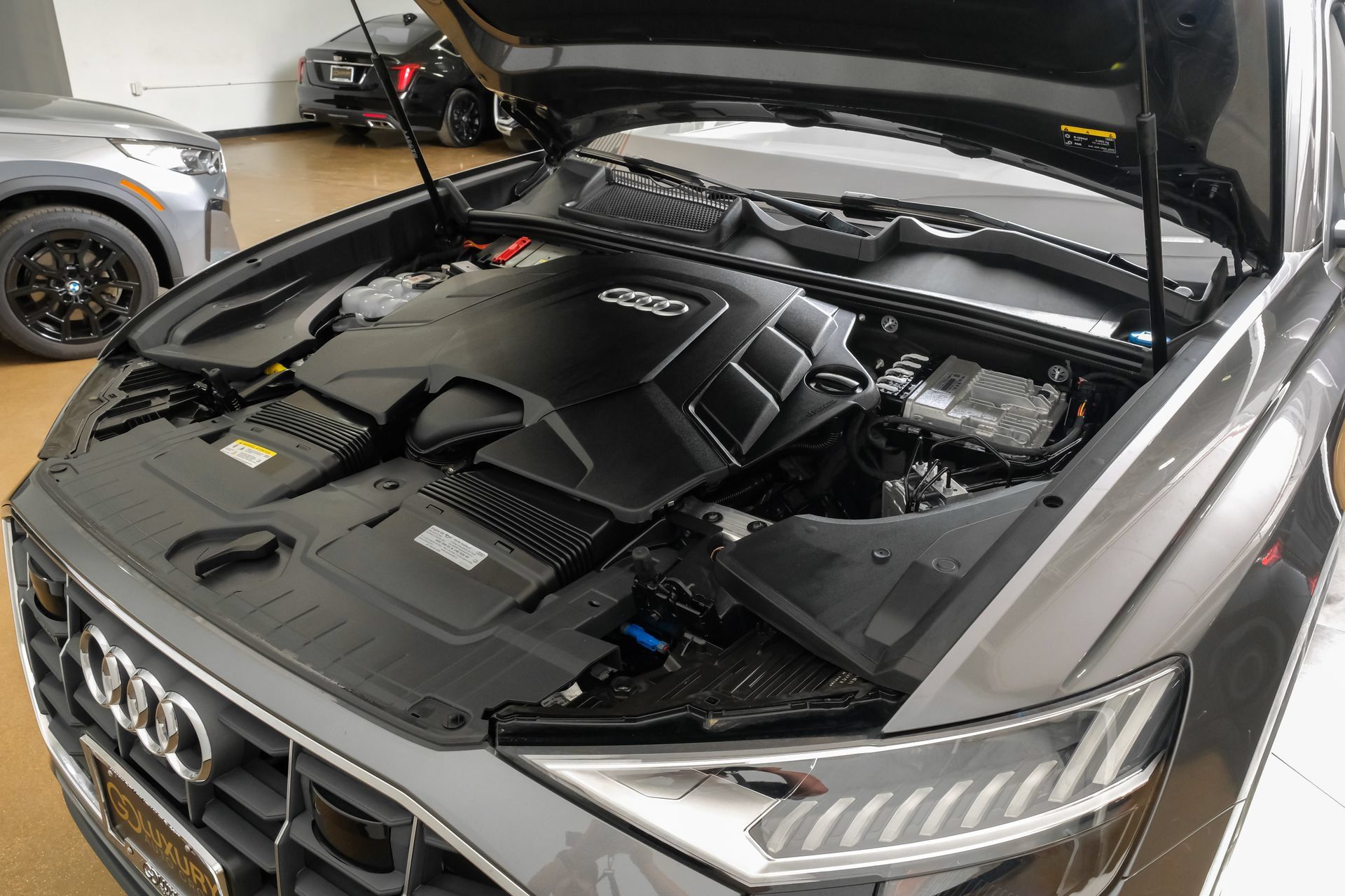 Used 2023 Audi Q8 Premium Plus w/ Premium Plus Package AWD/4WD image 57
