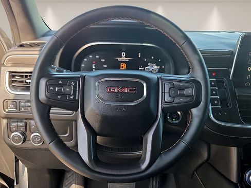 Used 2023 GMC Yukon AT4 AWD/4WD image 14