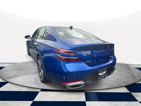 Used 2025 Genesis G70 3.3T Advanced image 5