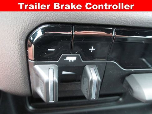 Used 2022 RAM 1500 Laramie AWD/4WD image 19