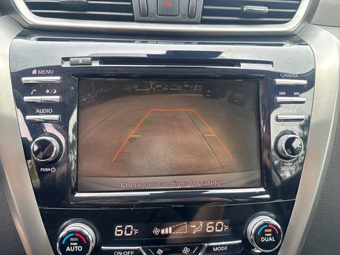 Used 2023 Nissan Murano SV w/ SV Midnight Edition Package FWD image 22