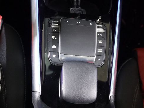 Used 2023 Mercedes-Benz GLA 250 4MATIC image 19