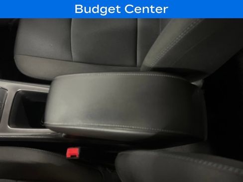 Used 2017 Chevrolet Cruze LT w/ Convenience Package FWD image 25