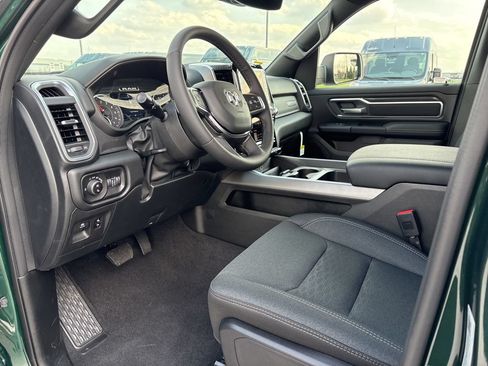New 2026 RAM 1500 Big Horn AWD/4WD image 7