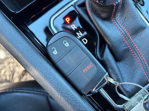 Used 2025 Jeep Compass Trailhawk image 22