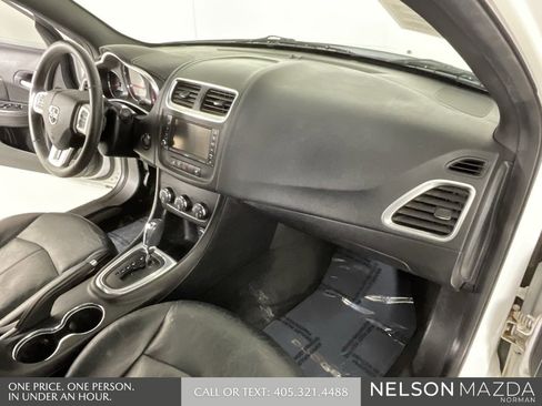 Used 2013 Dodge Avenger SXT w/ Sun/Sound Group image 29