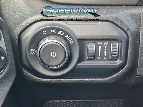 Used 2022 Jeep Wrangler Unlimited Sport AWD/4WD image 20