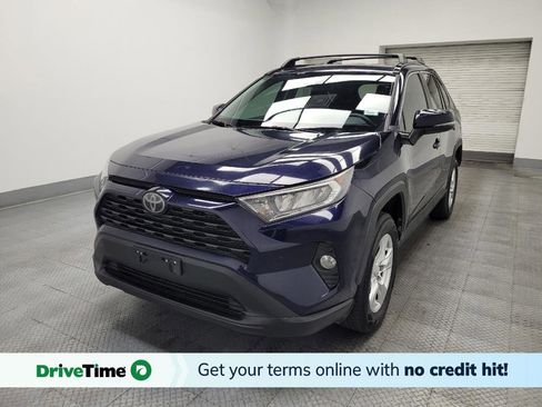 Used 2020 Toyota RAV4 XLE AWD/4WD image 1