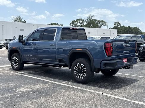 Used 2026 GMC Sierra 2500 Denali Ultimate w/ Max Trailering Package AWD/4WD image 7