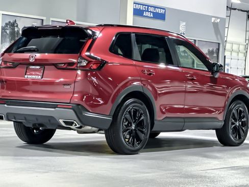 Used 2026 Honda CR-V Sport Touring image 8