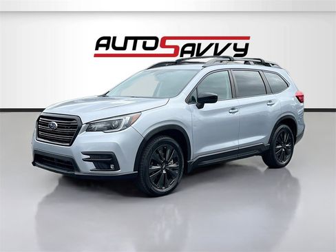Used 2022 Subaru Ascent Onyx Edition image 3
