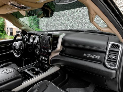 Used 2020 RAM 3500 Laramie AWD/4WD image 14