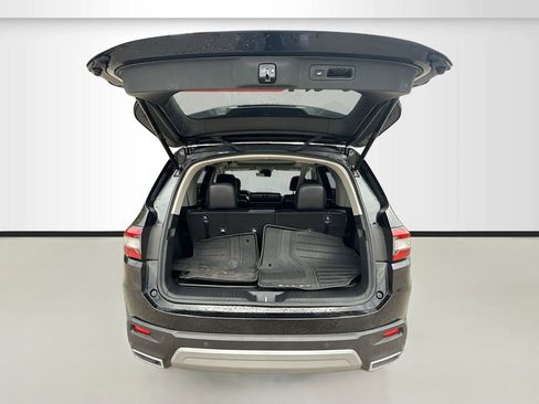 Used 2024 Honda Pilot Touring image 28
