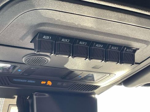 Used 2024 Ford Bronco Wildtrak image 22