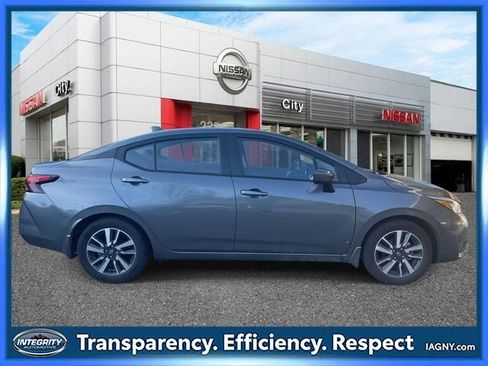 Certified 2025 Nissan Versa SV w/ Trunk Package image 5