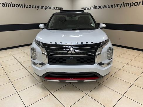 Used 2024 Mitsubishi Outlander Ralliart image 2