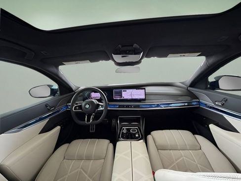 Certified 2023 BMW 740i image 38