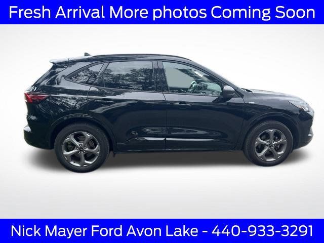 Used 2024 Ford Escape ST-Line w/ Tech Pack #1 AWD/4WD image 8