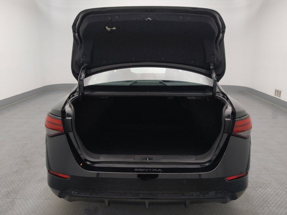 Used 2024 Nissan Sentra SV FWD image 29