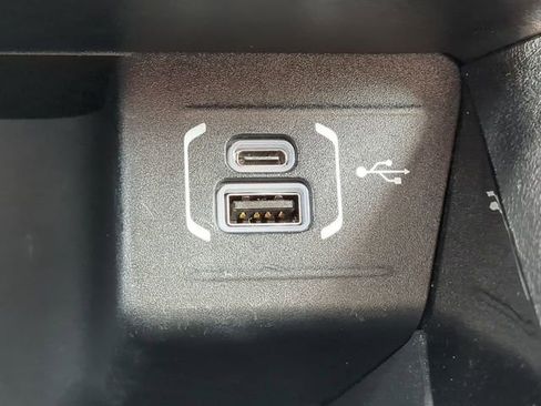 Used 2022 Jeep Compass Trailhawk image 24