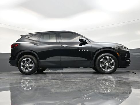 Used 2024 Chevrolet Blazer LT FWD image 26