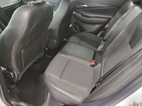 Used 2025 Buick Encore GX Preferred AWD/4WD image 21