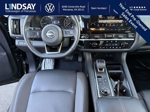 Used 2022 Nissan Pathfinder SL image 10