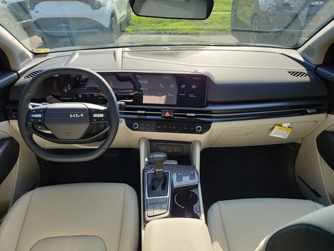 New 2026 Kia Sportage EX FWD image 18
