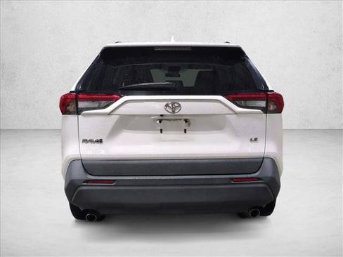 Certified 2020 Toyota RAV4 LE FWD image 6