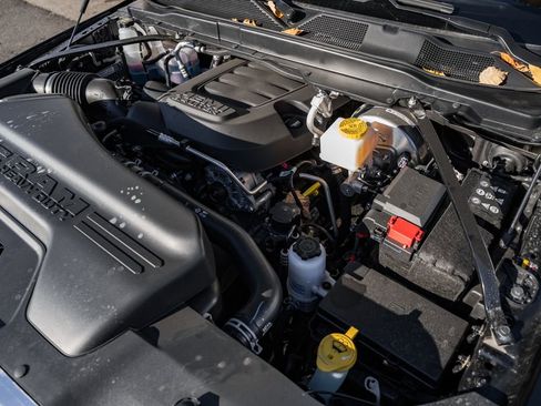 New 2026 RAM 2500 Tradesman w/ Chrome Appearance Group image 18