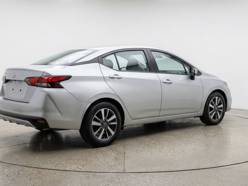 Used 2025 Nissan Versa SV FWD image 9