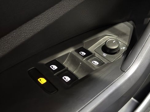 Used 2024 Volkswagen Jetta S image 30