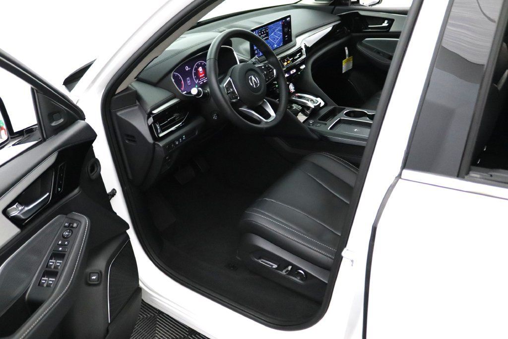 Certified 2026 Acura MDX w/ Technology Package AWD/4WD image 17
