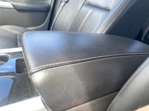 Used 2012 Ford Edge Limited w/ Vision Pkg FWD image 27