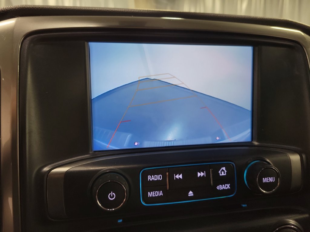 Used 2018 Chevrolet Silverado 1500 LT w/ Midnight Edition AWD/4WD image 22