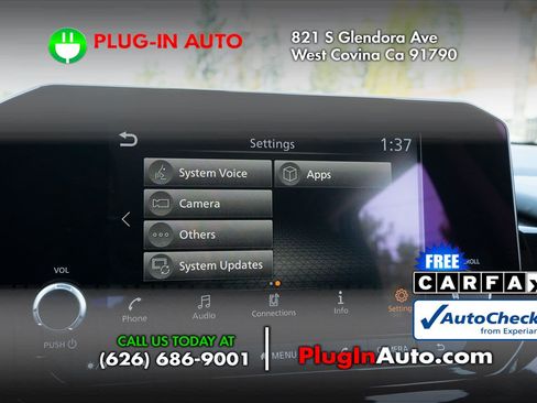 Used 2025 Nissan Pathfinder SV FWD image 33