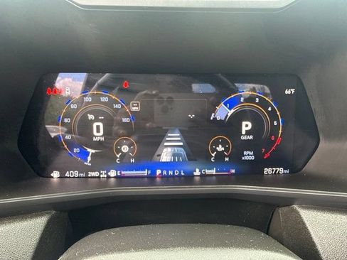 Used 2025 Chevrolet Colorado Trail Boss AWD/4WD image 18