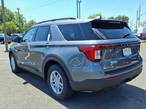 New 2026 Ford Explorer Active AWD/4WD image 4