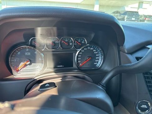Used 2018 Chevrolet Tahoe Premier image 9