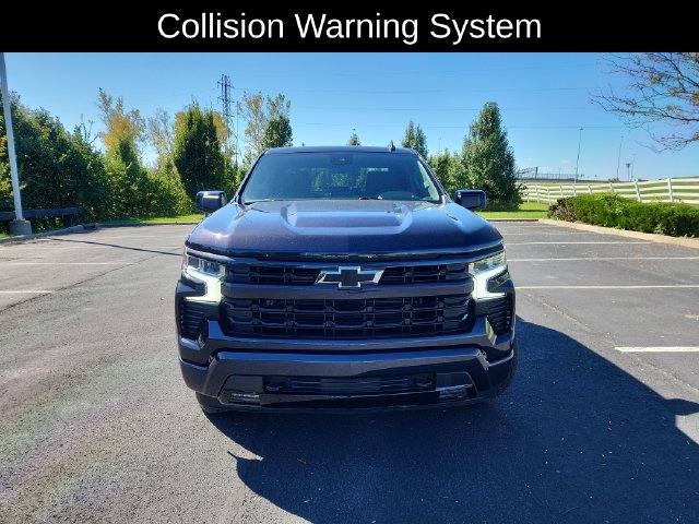 Used 2023 Chevrolet Silverado 1500 RST AWD/4WD image 2