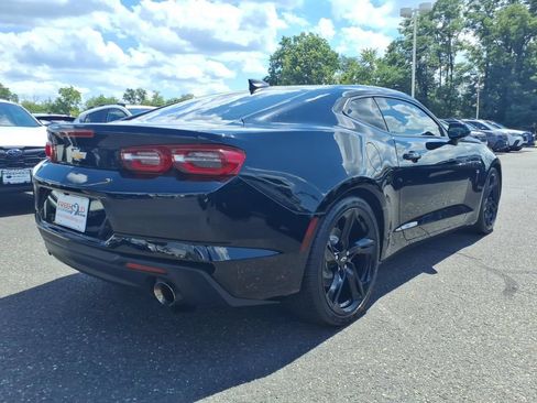 Used 2023 Chevrolet Camaro LT w/ Technology Package RWD image 18