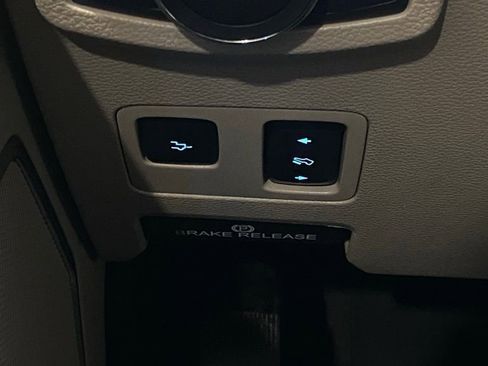 Used 2019 Ford F350 Limited image 33