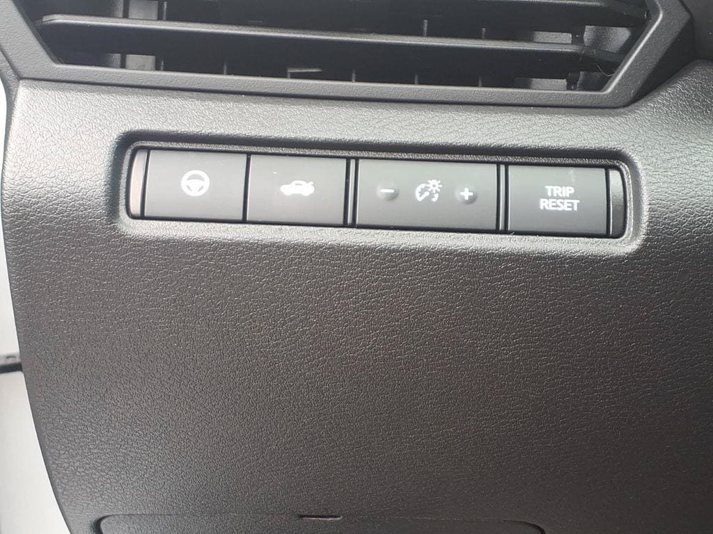 Used 2023 Nissan Altima 2.0 SR FWD image 22